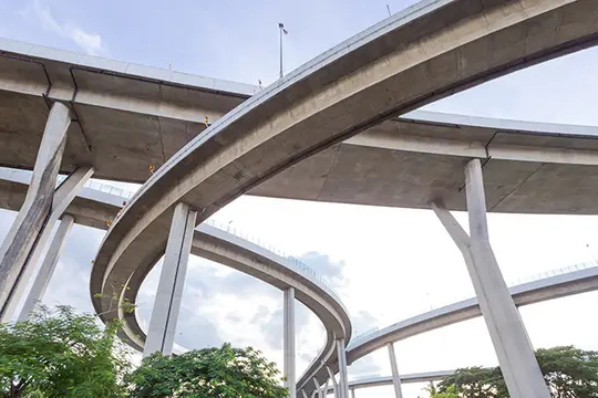 مشاريع الجسور والبنية التحتية