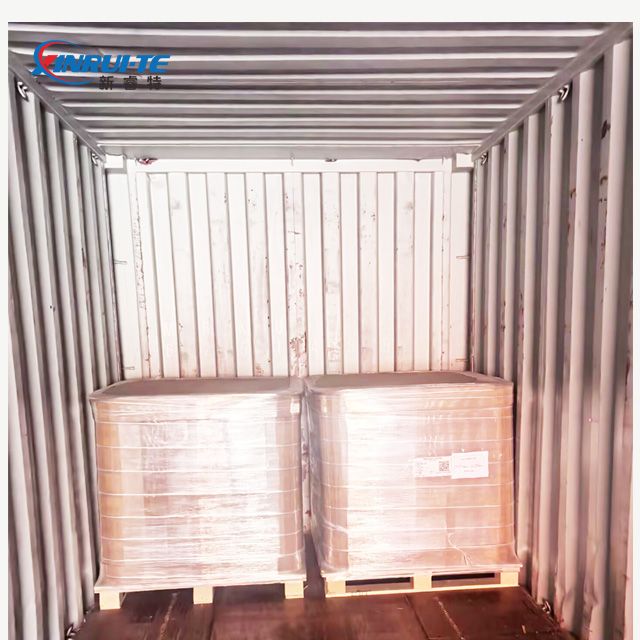 ألياف الألياف الفولاذية الصغيرة المطلية بالنحاس المستخدمة في الخرسانة