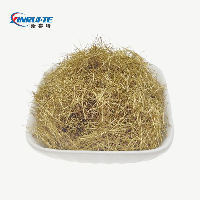 ألياف الألياف الفولاذية الصغيرة المطلية بالنحاس المستخدمة في الخرسانة